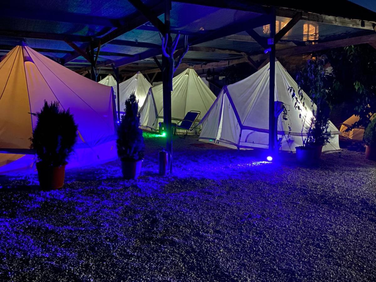 Aurora Glamping Hotel Vama Veche Exterior photo