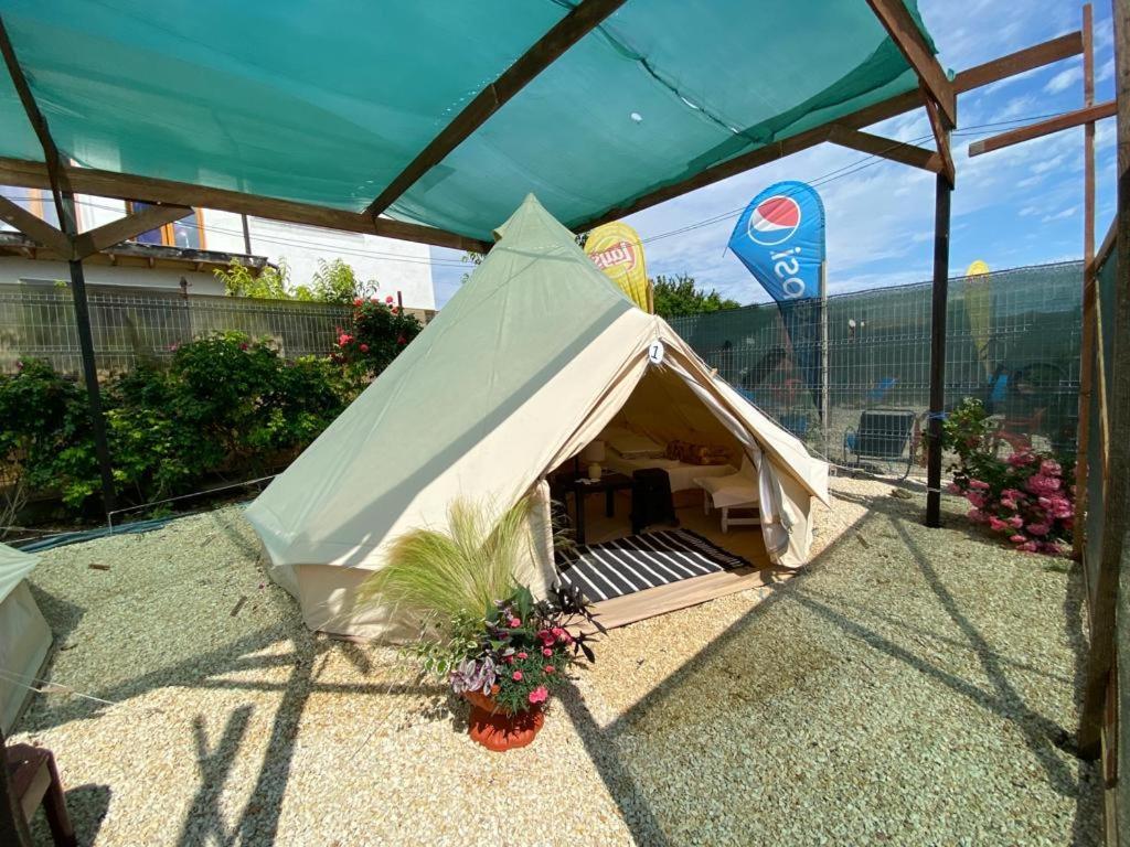 Aurora Glamping Hotel Vama Veche Exterior photo